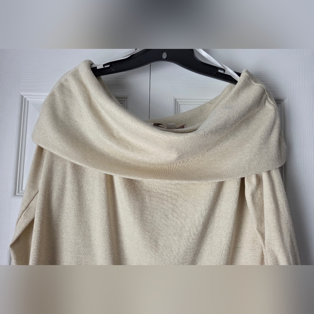 LOFT Cream Shimmery Off-Shoulder Blouse Size L - Picture 3 of 11